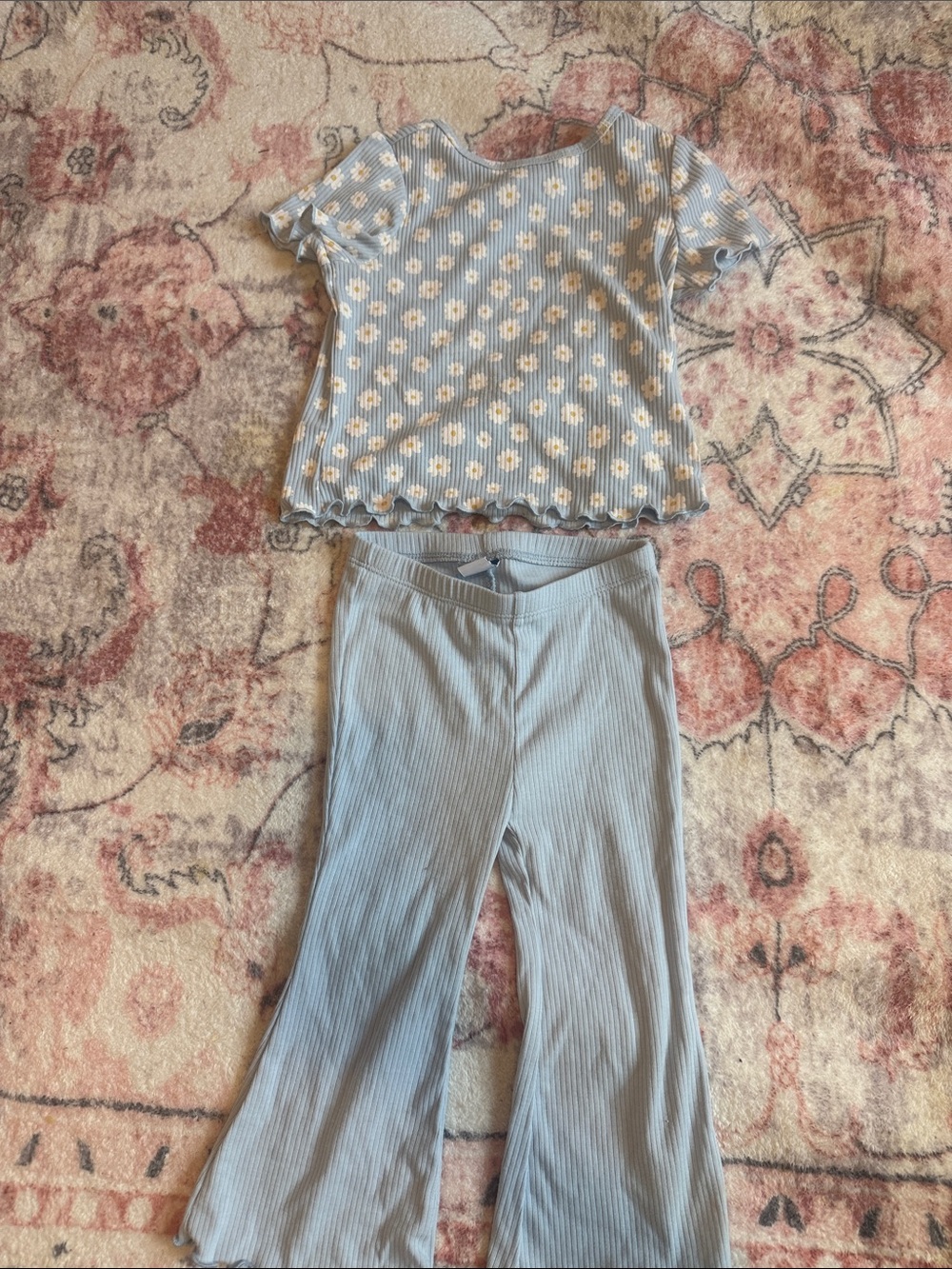 Old Navy Light Blue Daisy Knit Top & Ribbed Flare Pants Set